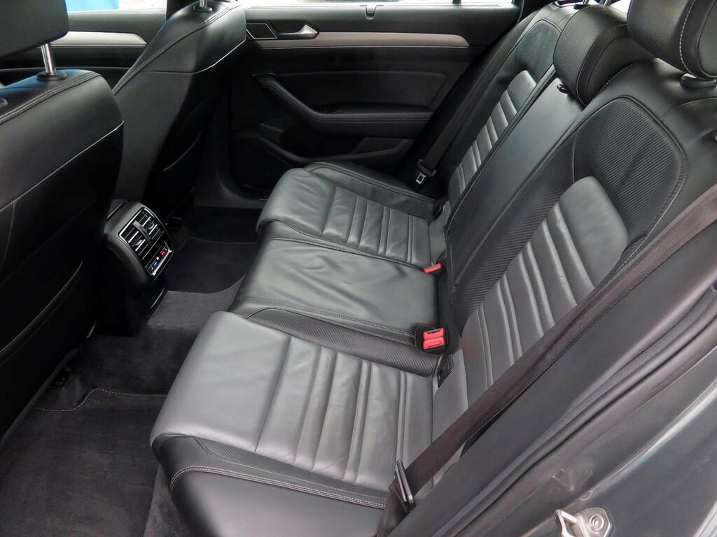 VW Passat Highline 1.6 TDI