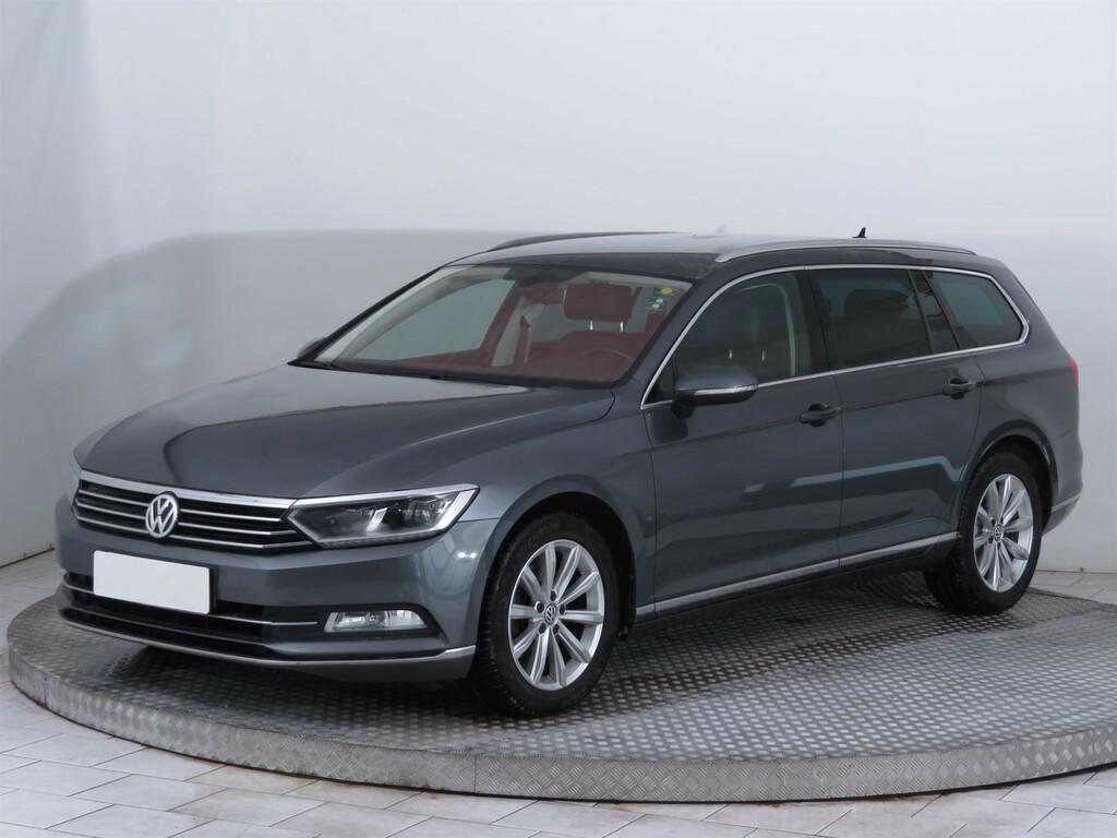 VW Passat Highline 2.0 TDI