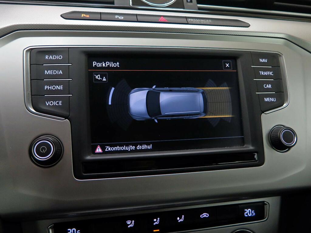 VW Passat  1.6 TDI