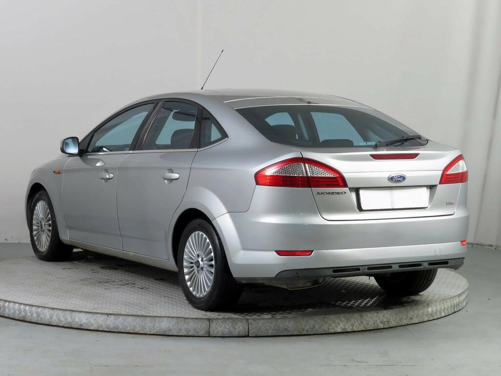Ford Mondeo  1.8 TDCi