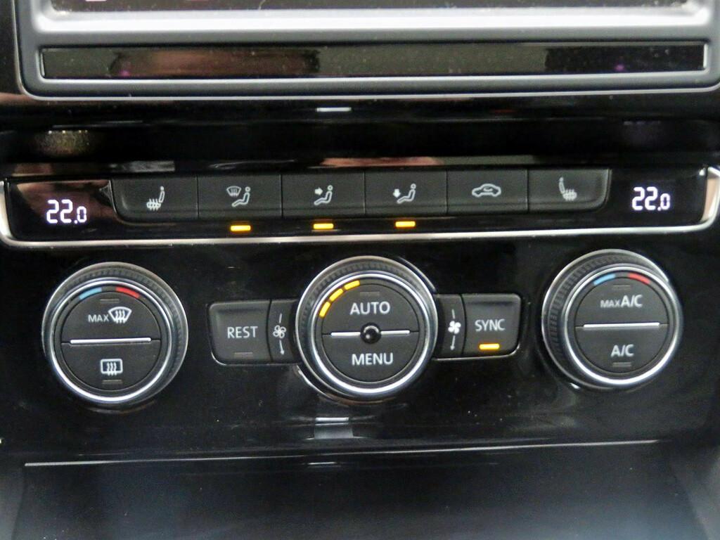 VW Passat Highline 2.0 TDI