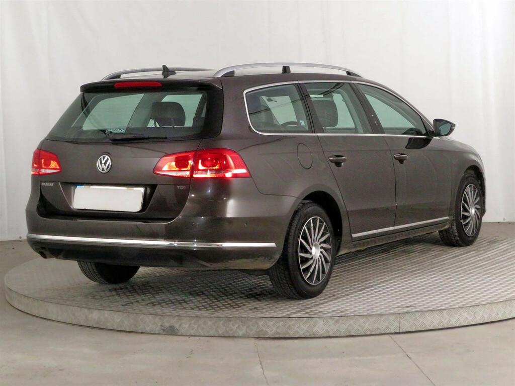 VW Passat  1.6 TDI