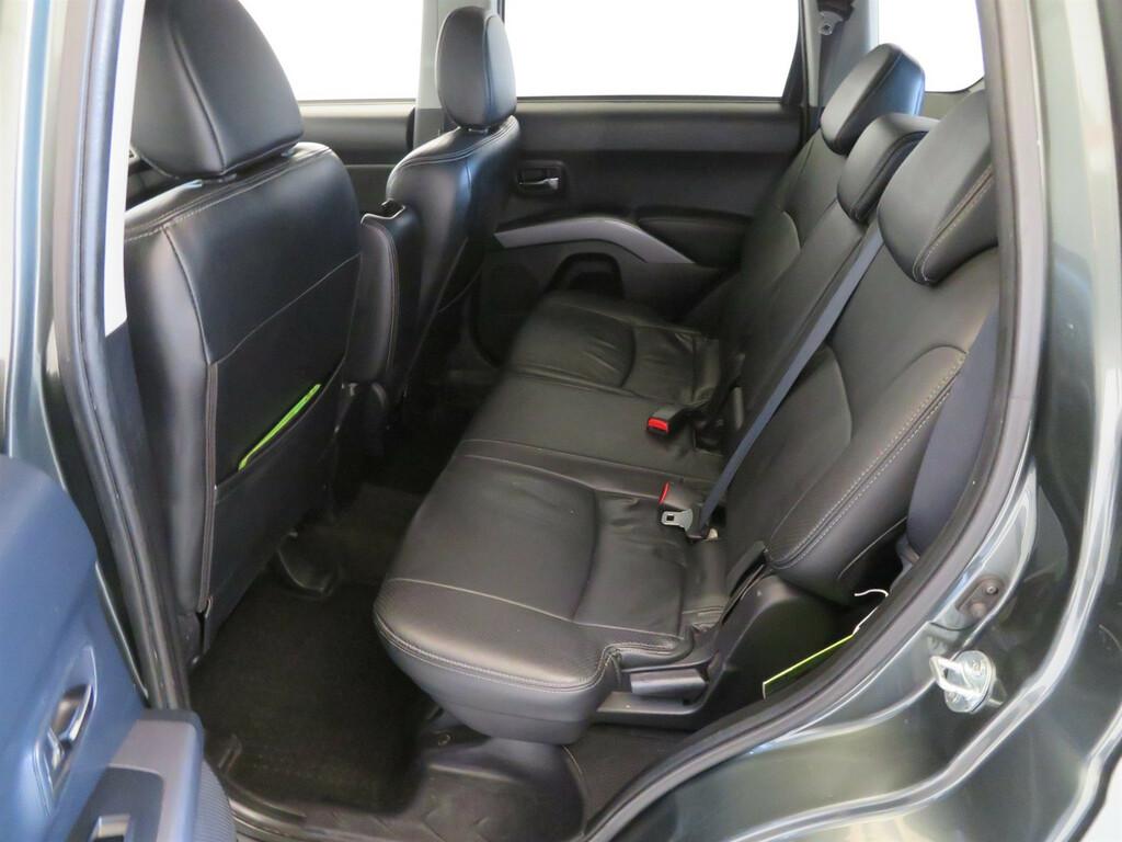 Peugeot 4007  2.2 HDI