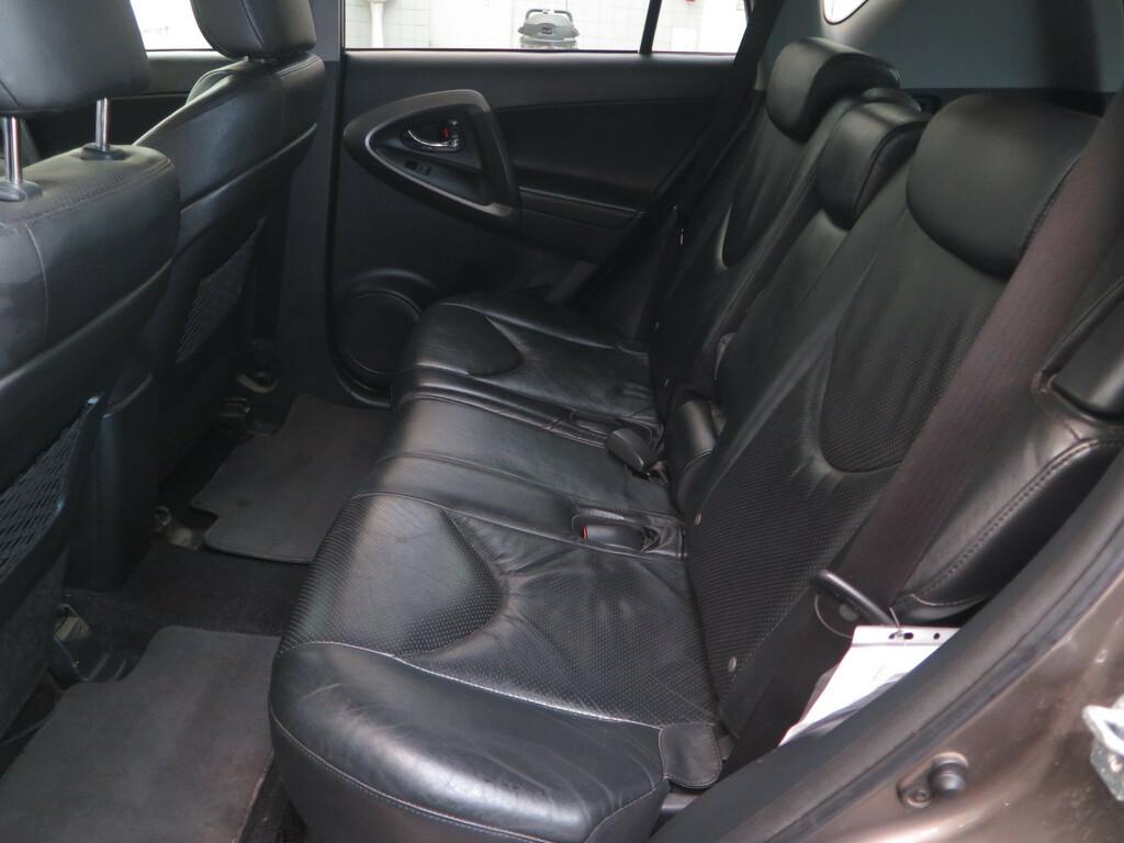 Toyota RAV 4  2.2 D-4D