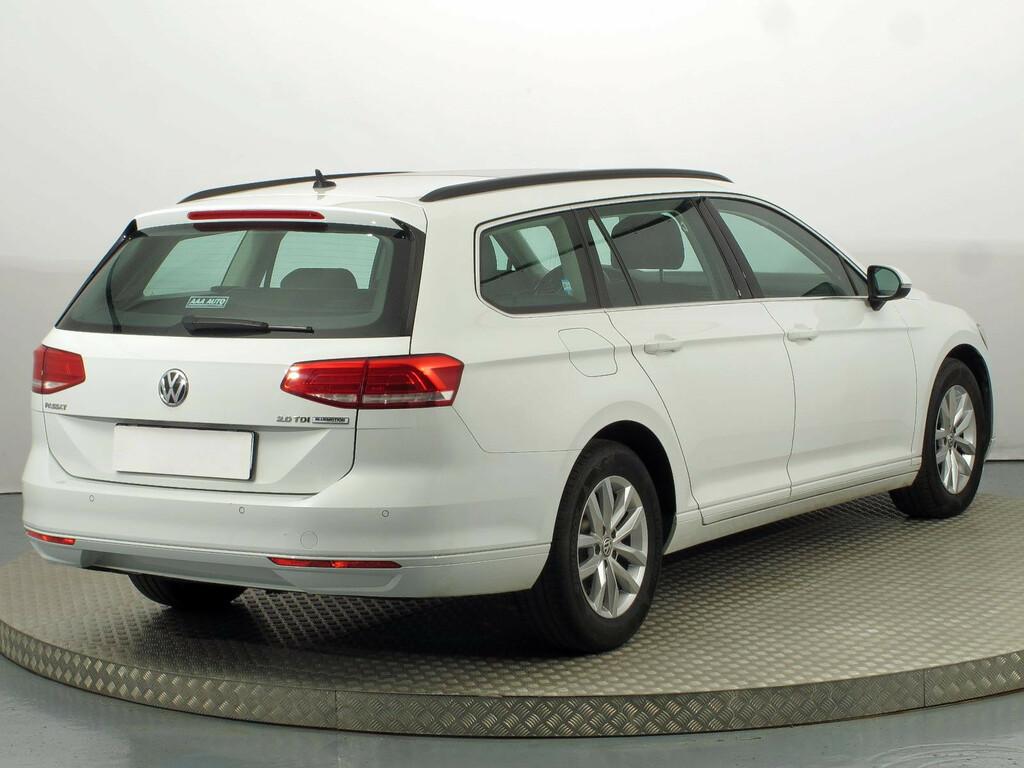 VW Passat Comfortline 2.0 TDI