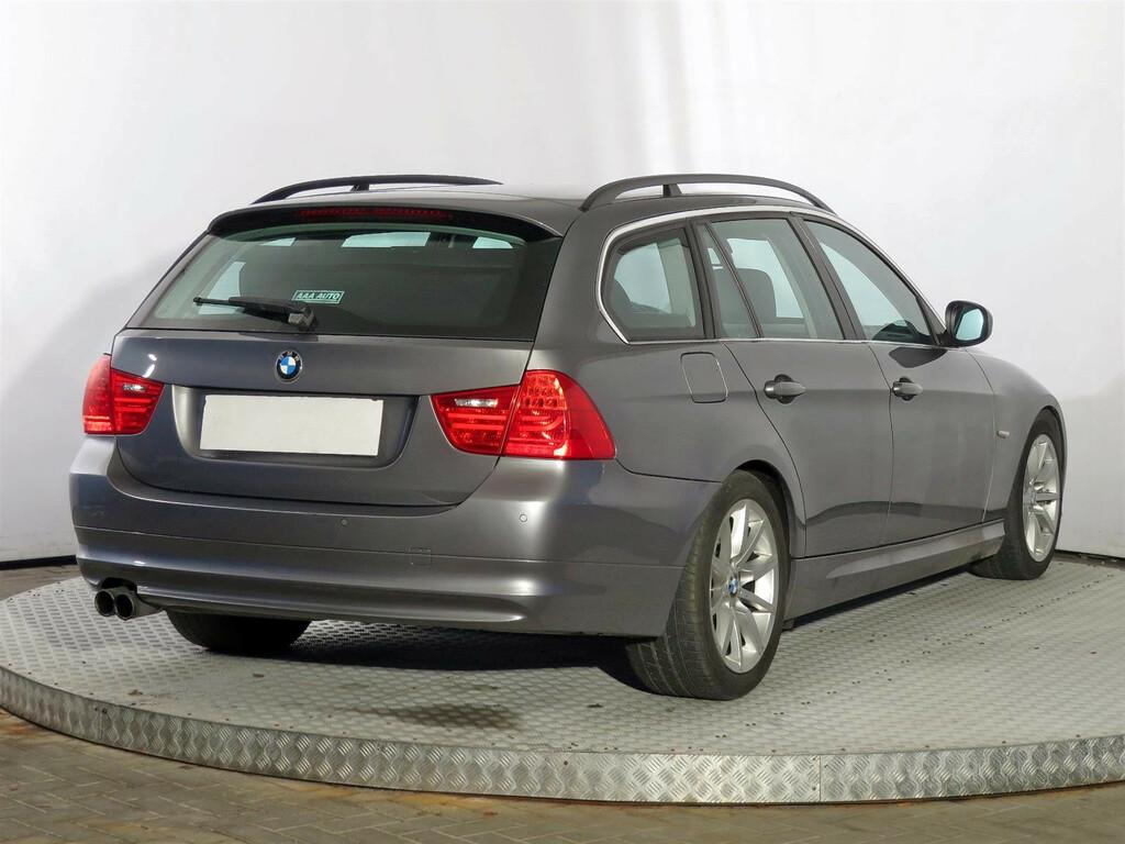 BMW 3  325 i