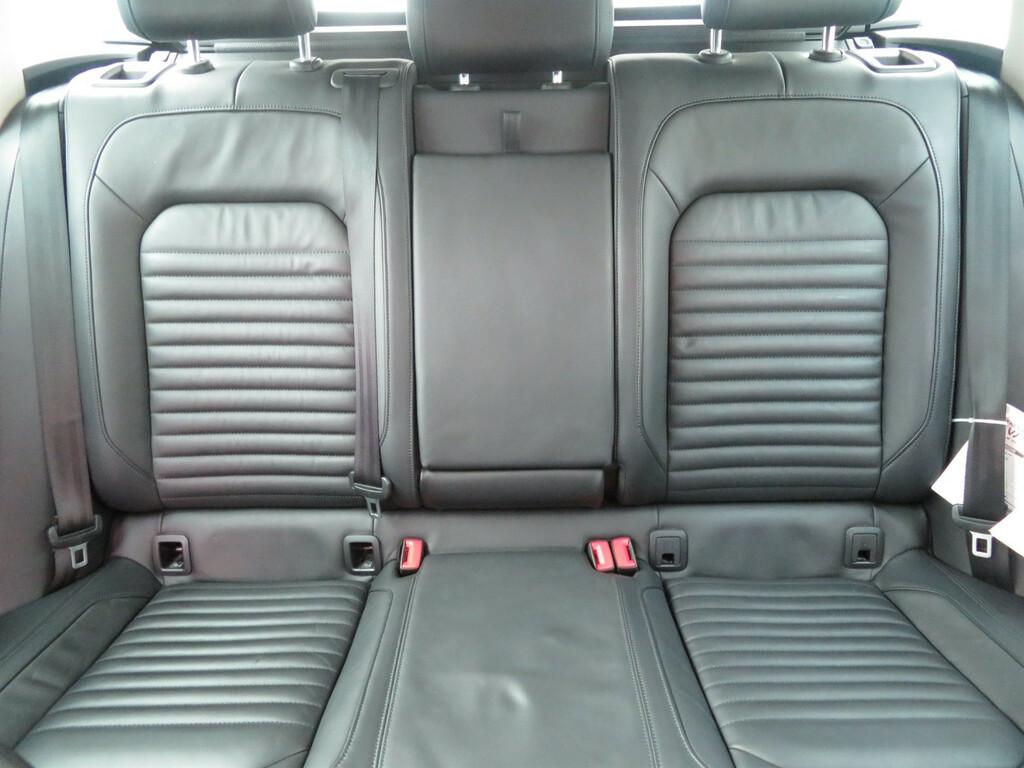 VW Passat Highline 2.0 TDI