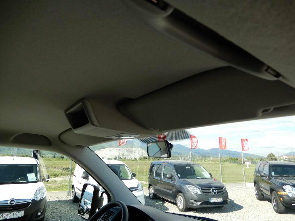 Volkswagen T5 Transporter Valník+plachta