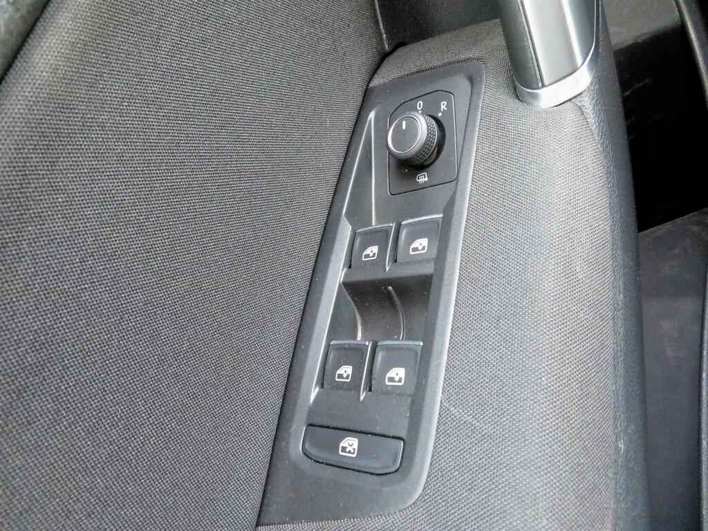 VW Touran Comfortline 2.0 TDI