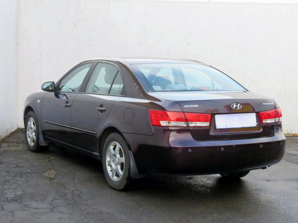 Hyundai Sonata  2.4