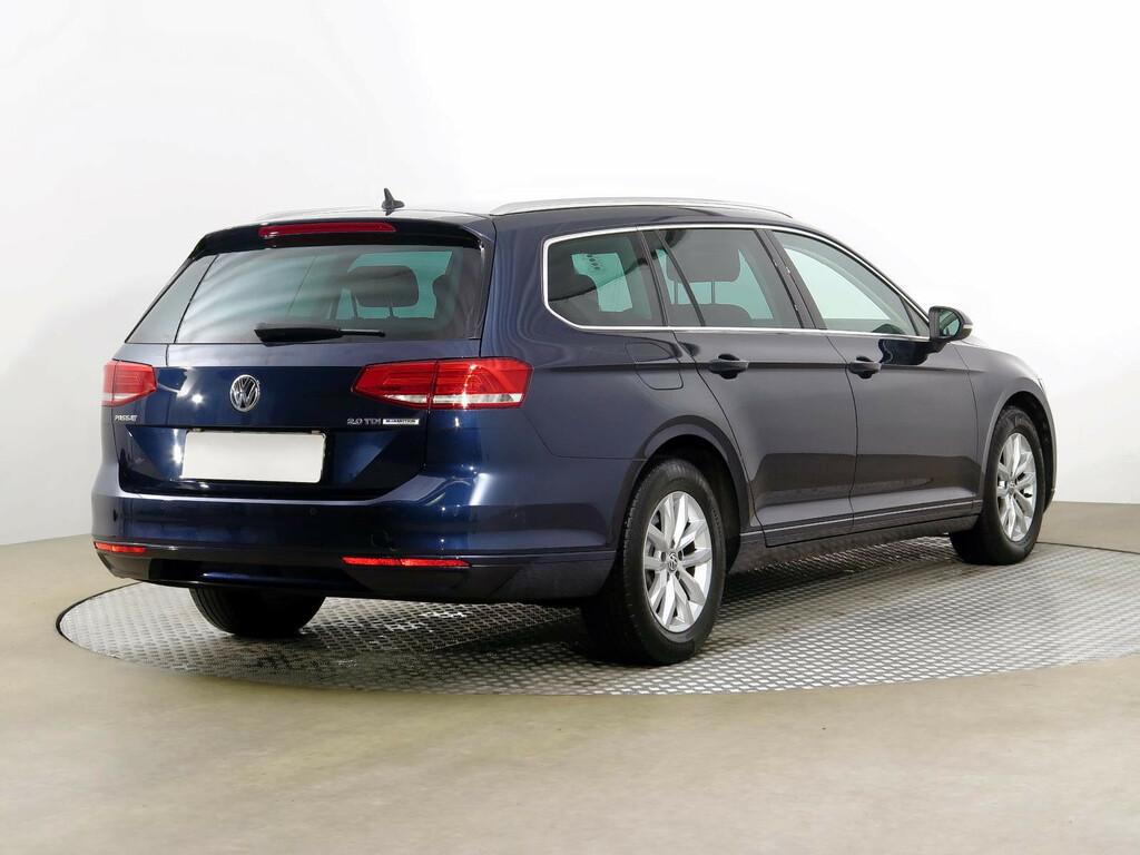 VW Passat Comfortline 2.0 TDI
