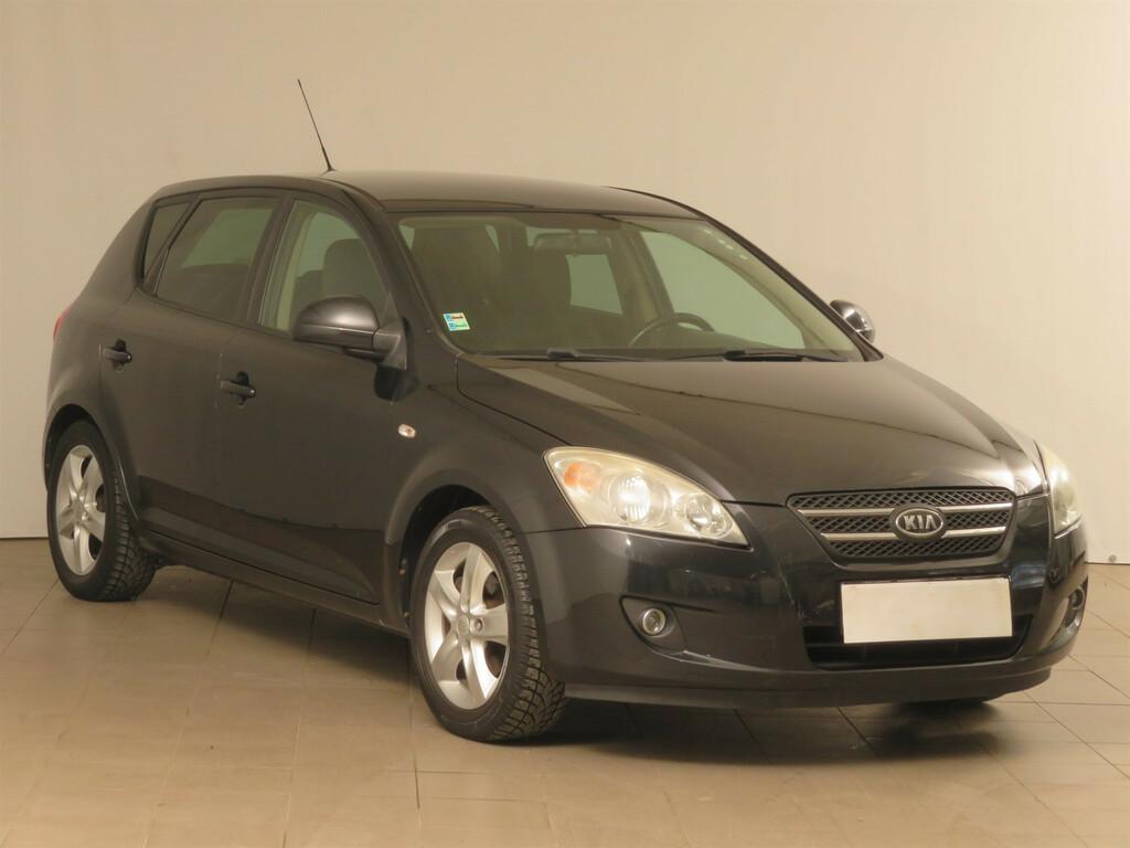 Kia Ceed  1.4 i