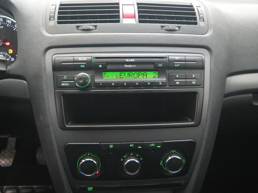 Skoda Octavia  1.6