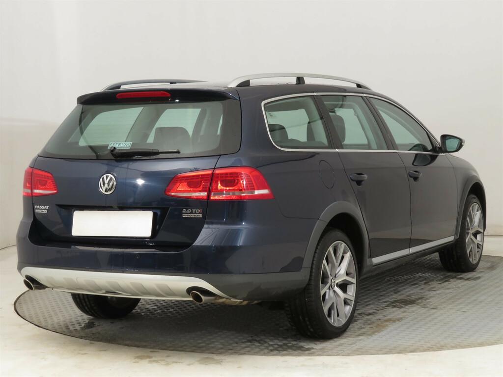 VW Passat  2.0 TDI