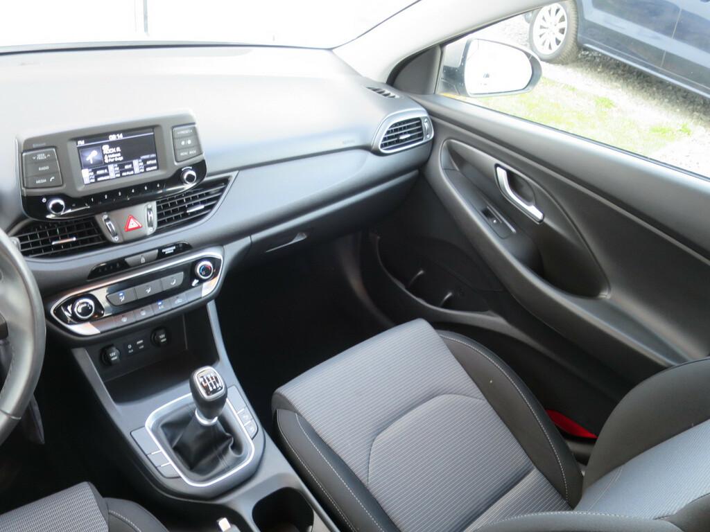 Hyundai i30  1.0 T-GDI