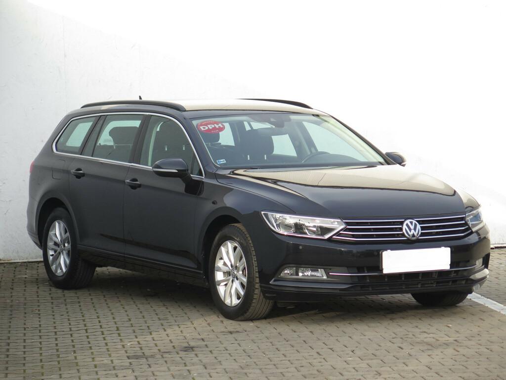 VW Passat Comfortline 2.0 TDI