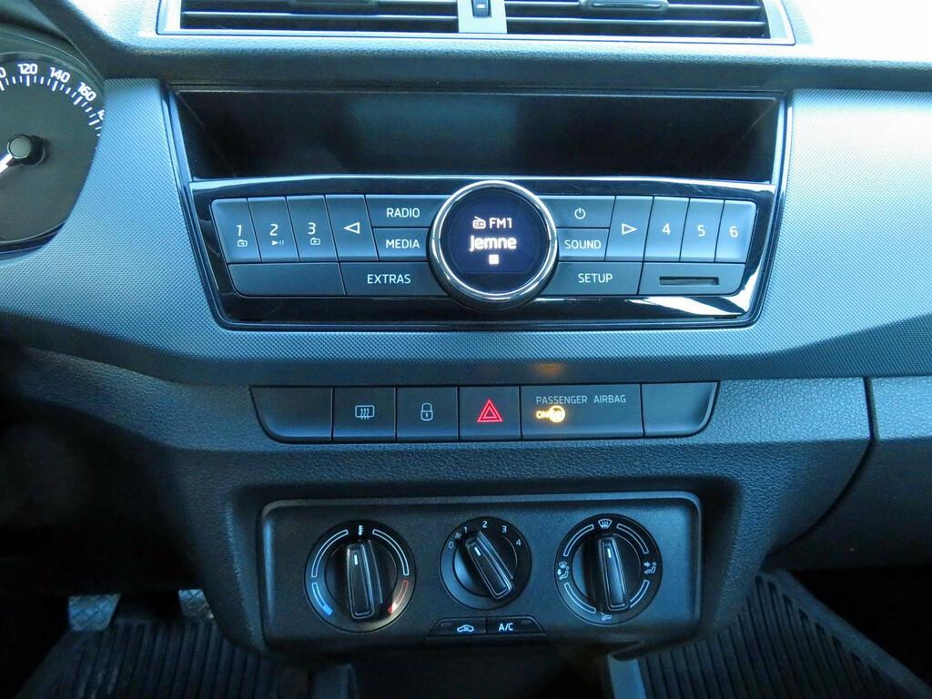 Skoda Fabia  1.0