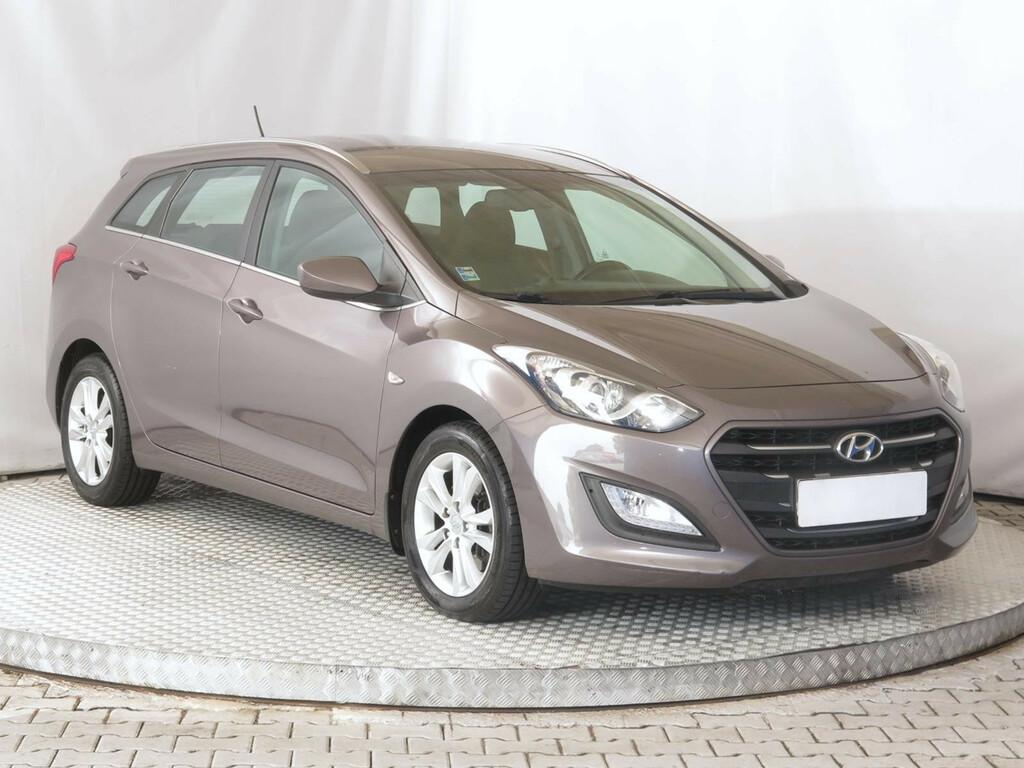 Hyundai i30  1.6 CRDi