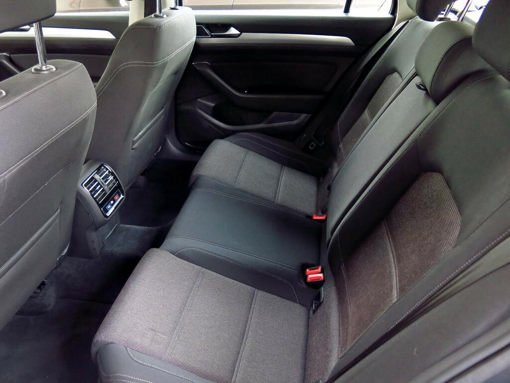 VW Passat Comfortline 2.0 TDI