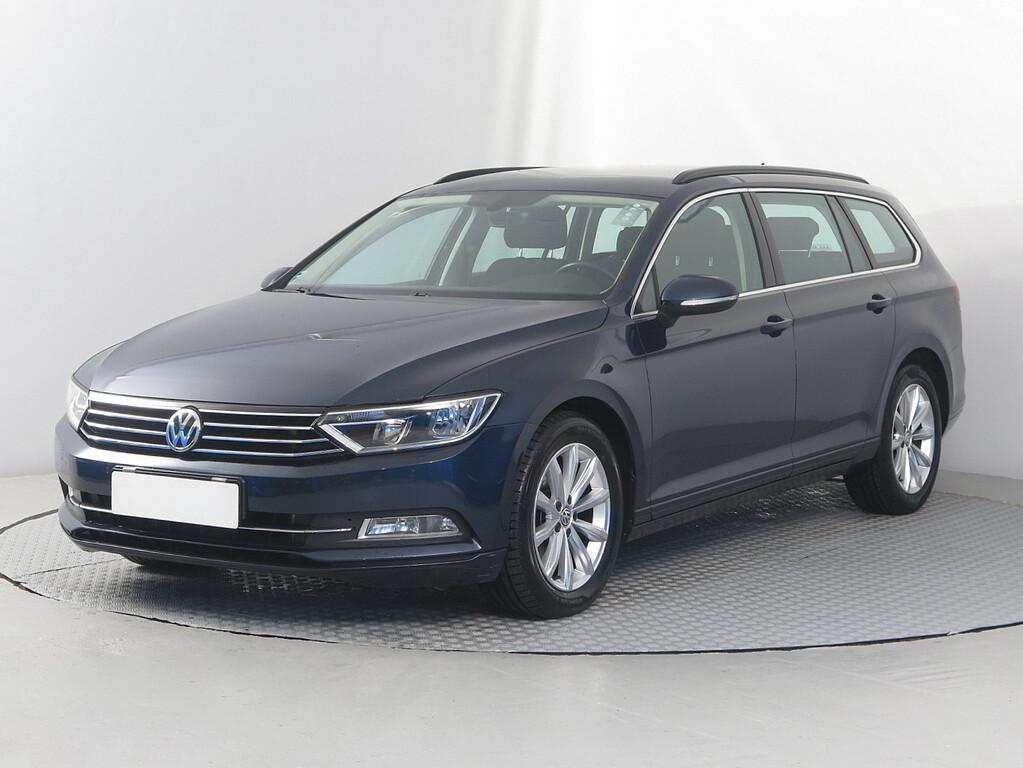 VW Passat Comfortline 2.0 TDI