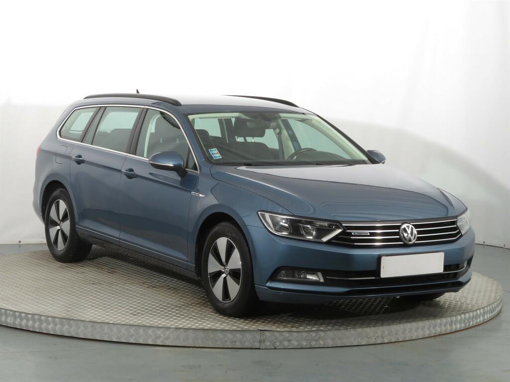 VW Passat Comfortline 2.0 TDI