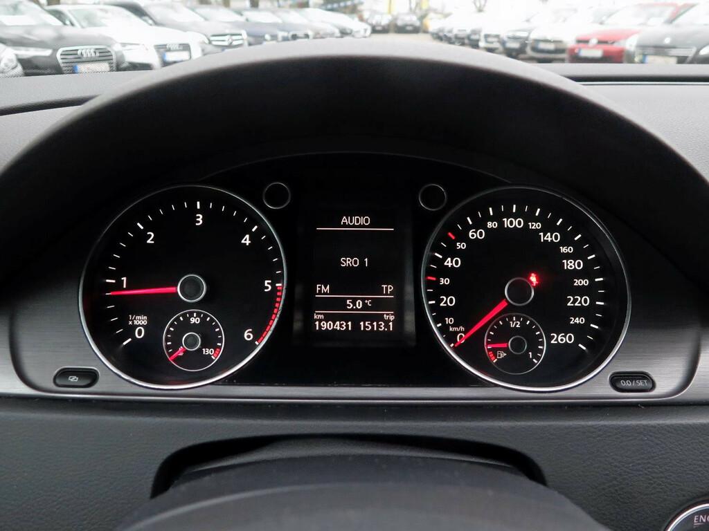 VW Passat Sportline 2.0 TDI