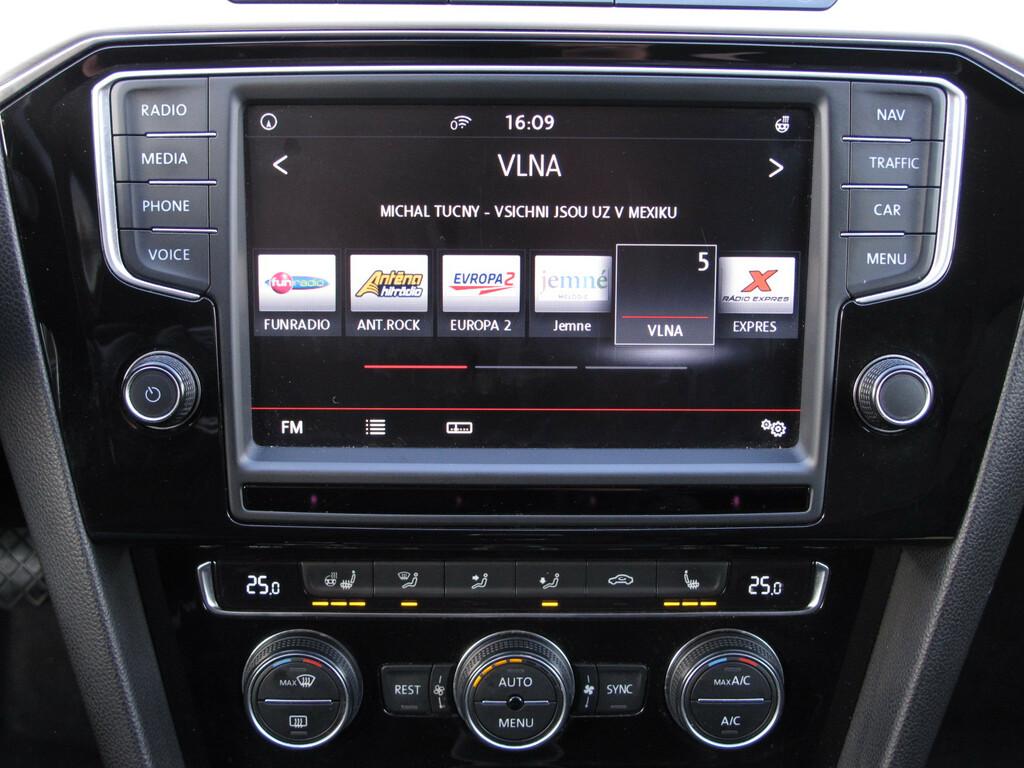 VW Passat  2.0 TDI