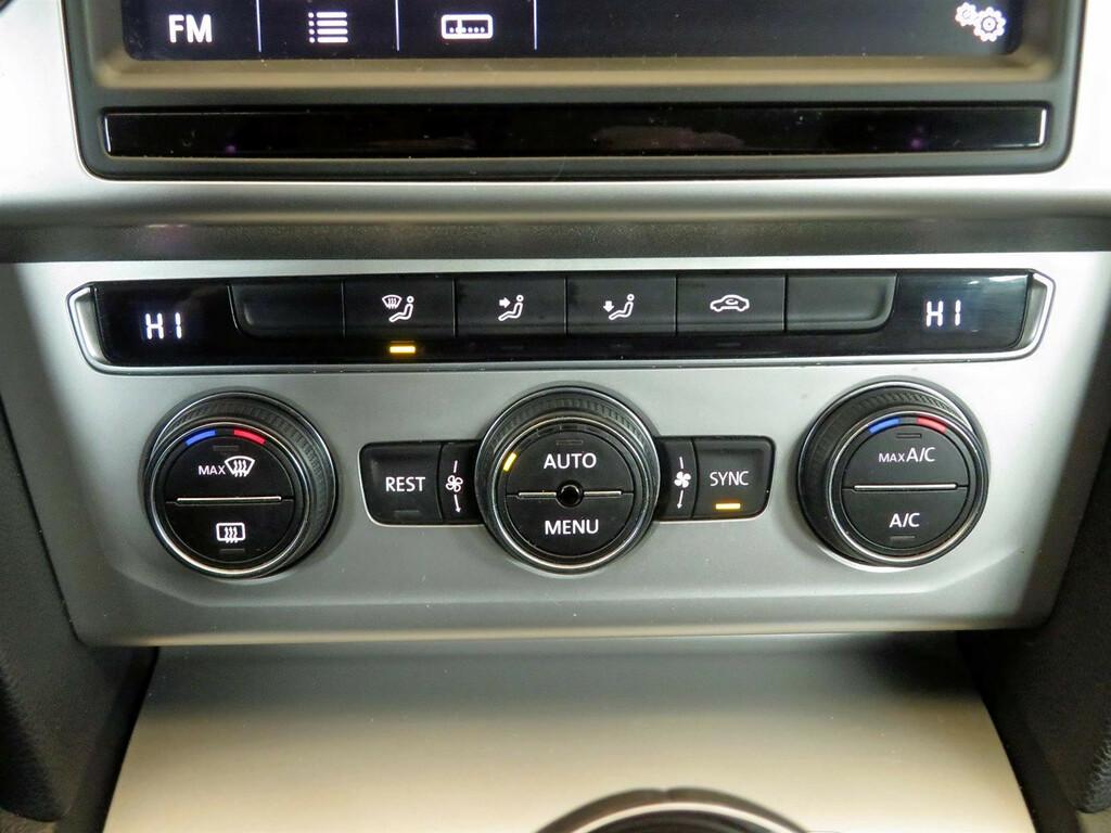 VW Passat Comfortline 2.0 TDI