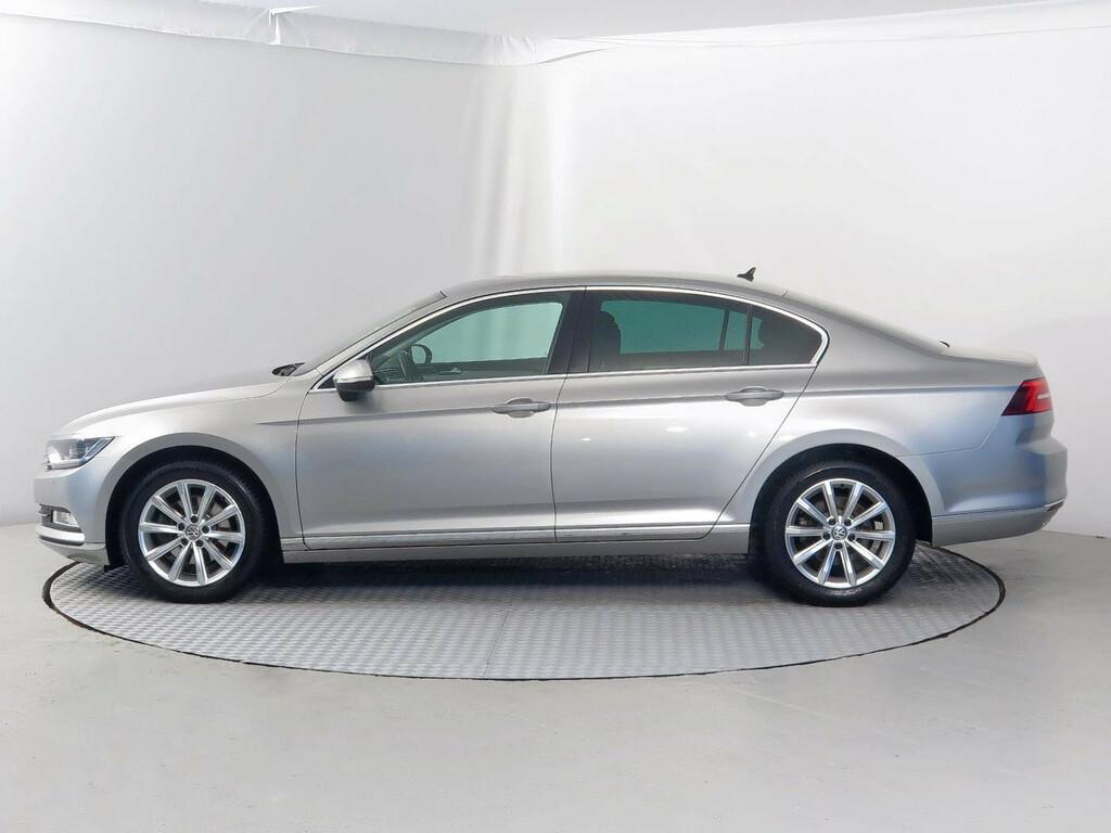 VW Passat Highline 2.0 TDI