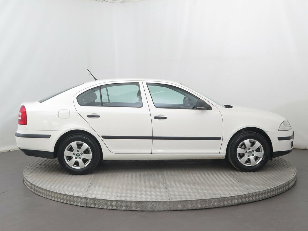 Skoda Octavia  1.6
