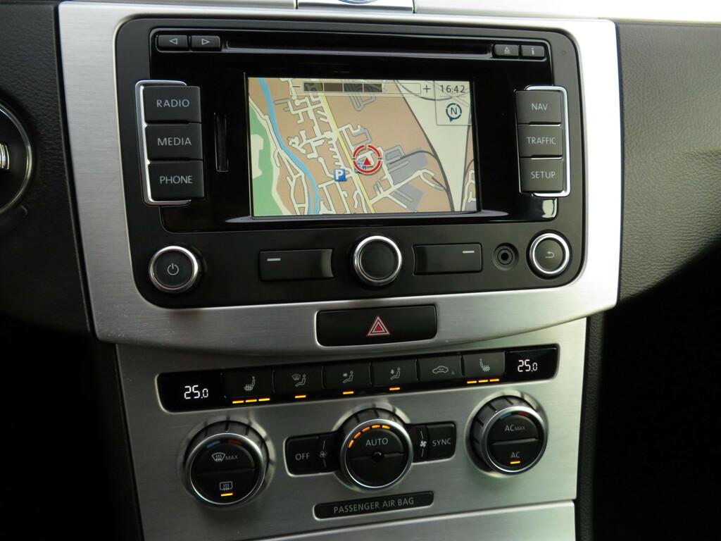 VW Passat  1.6 TDI