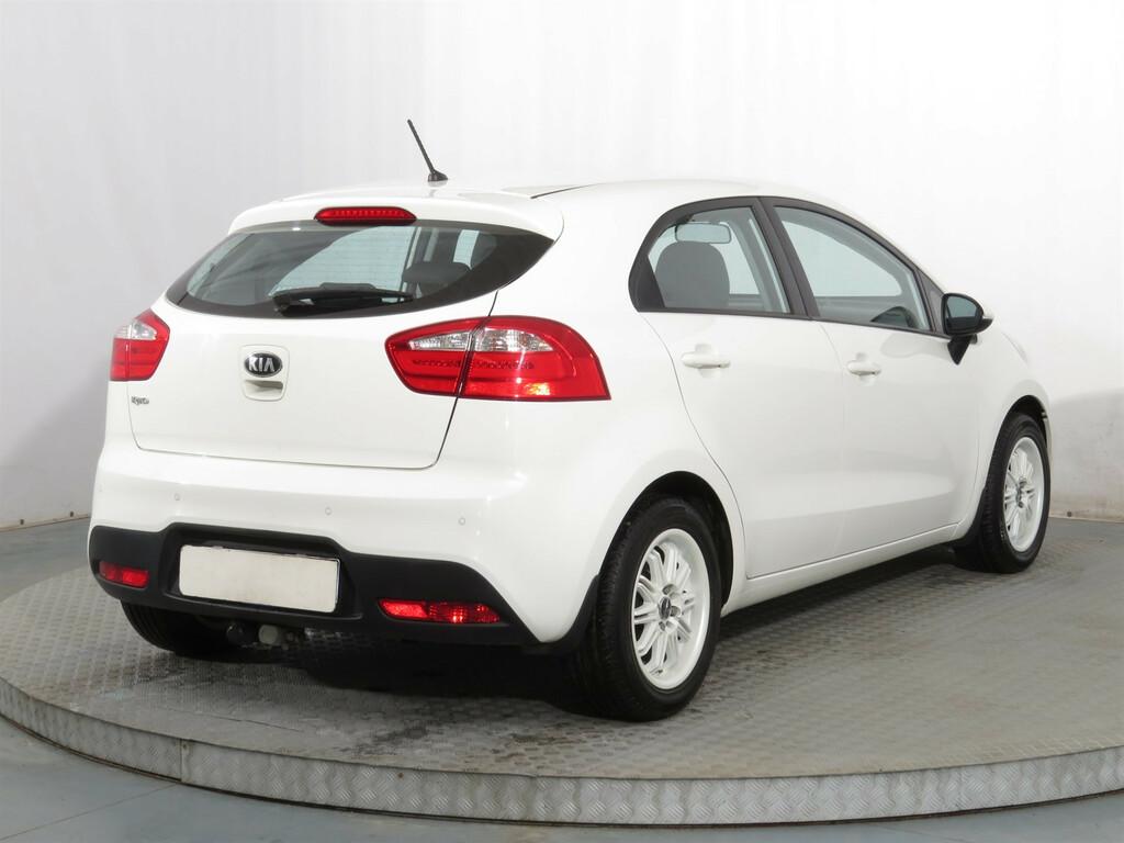 Kia Rio  1.25 CVVT