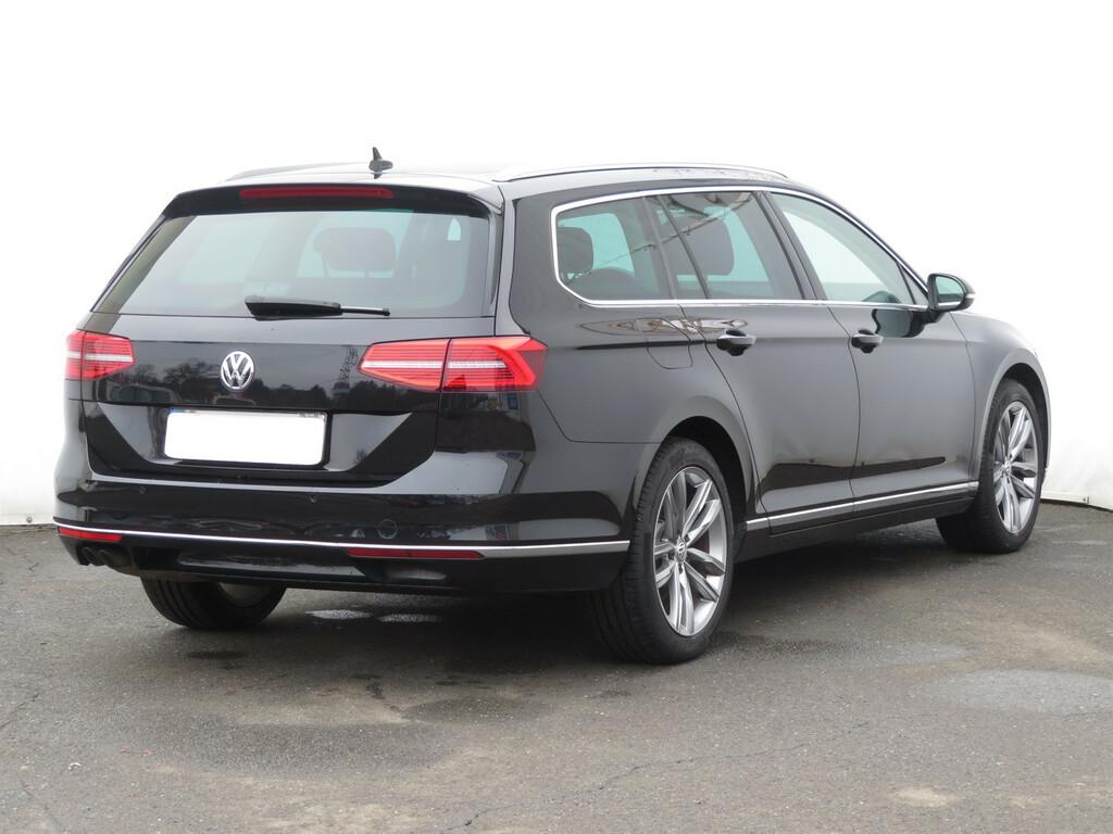 VW Passat Highline 2.0 TDI