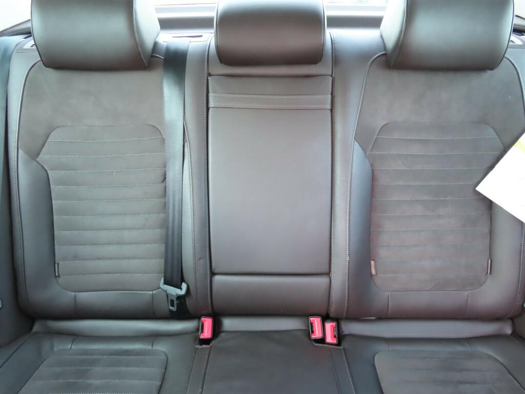 VW Passat  2.0 TDI