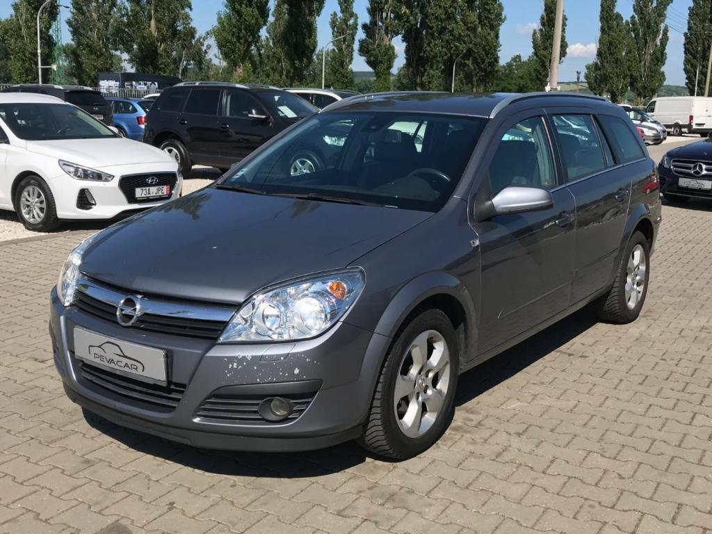 Opel Astra Caravan 1.7 CDTi Cosmo 100k M5
