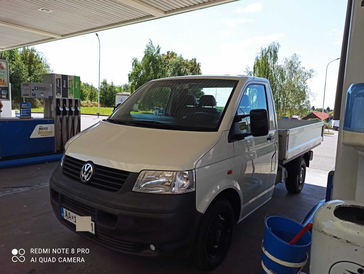VOLKSWAGEN Transporter