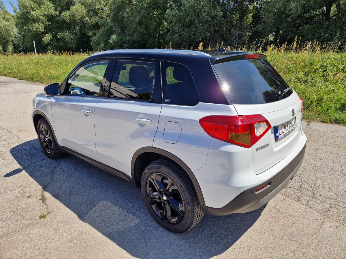SUZUKI Vitara