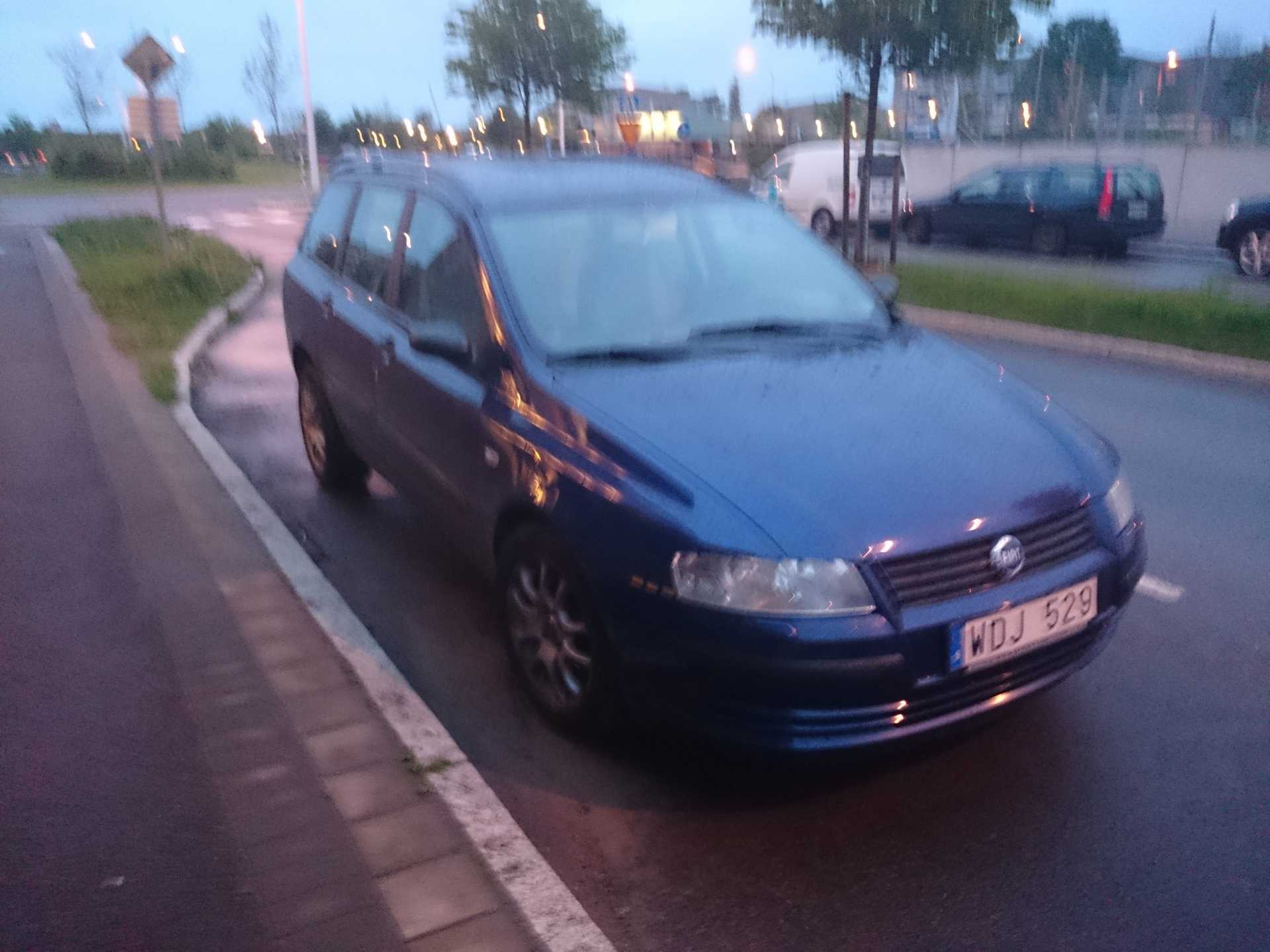 Fiat Stilo 3-door 1.6 Manual, 103hp, 2005