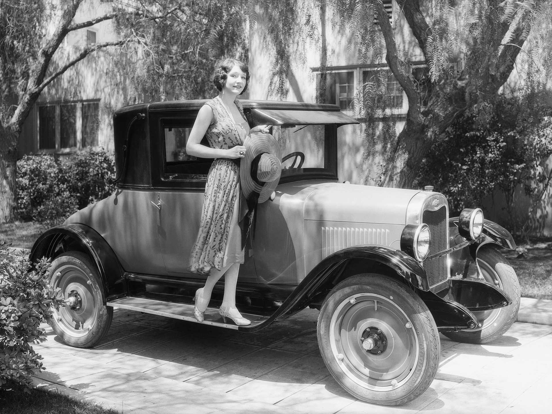 Chevrolet Superior Coupé generation V/X/R 2.8 Manual, 3-speed