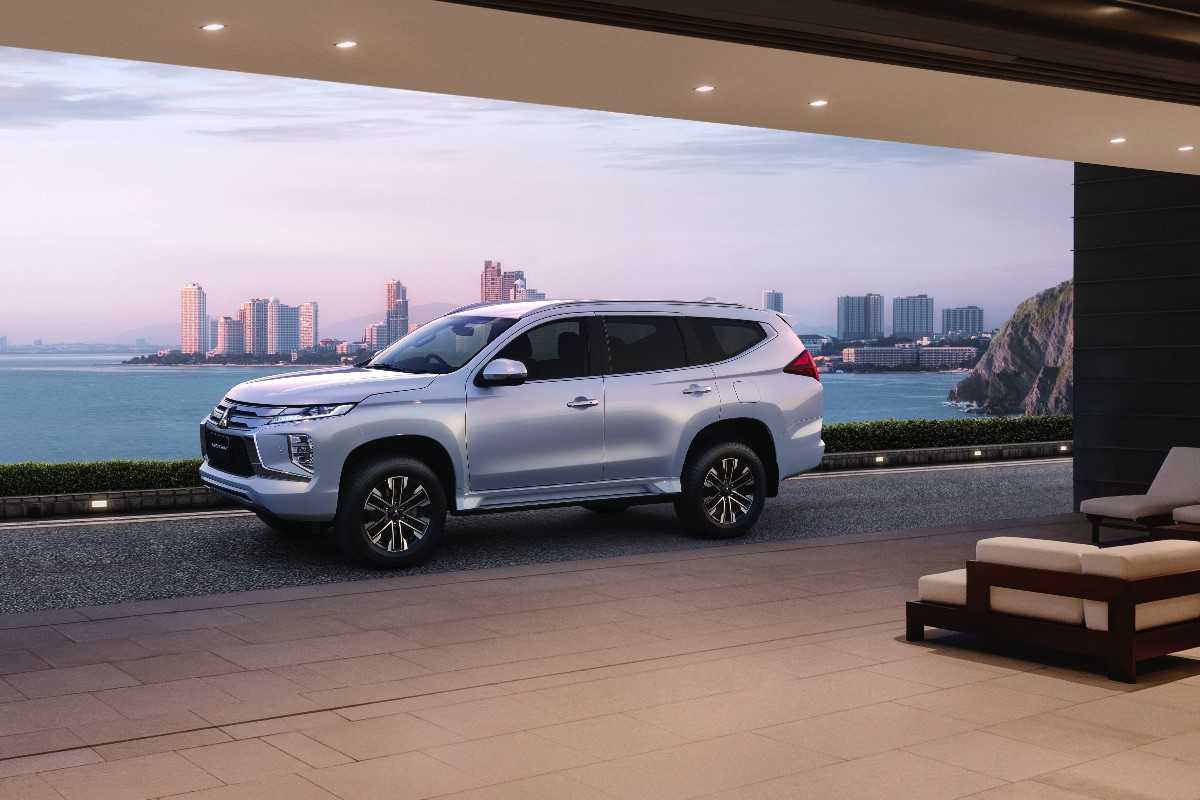 Mitsubishi Pajero Sport 3.0 V6 Automatic, 210hp, 2020