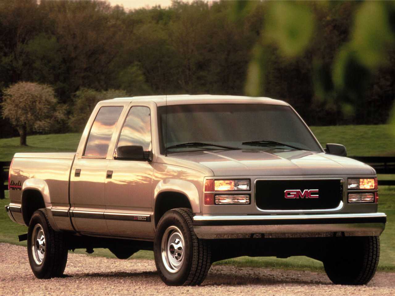 GMC Sierra K2500 Crew Cab 5.7 V8 4WD 259hp, 2000