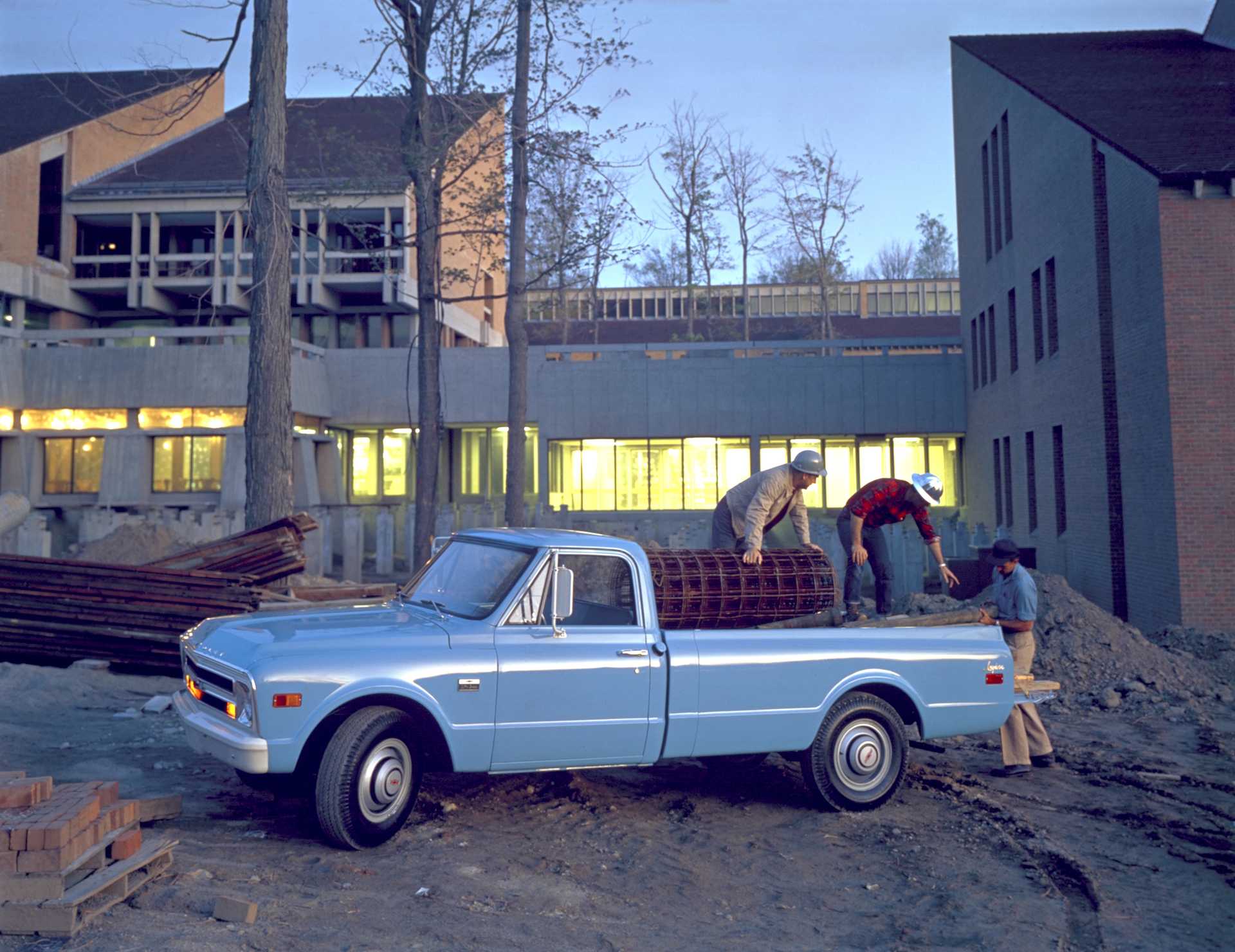 Chevrolet C30 4.8 Manual, 172hp, 1967