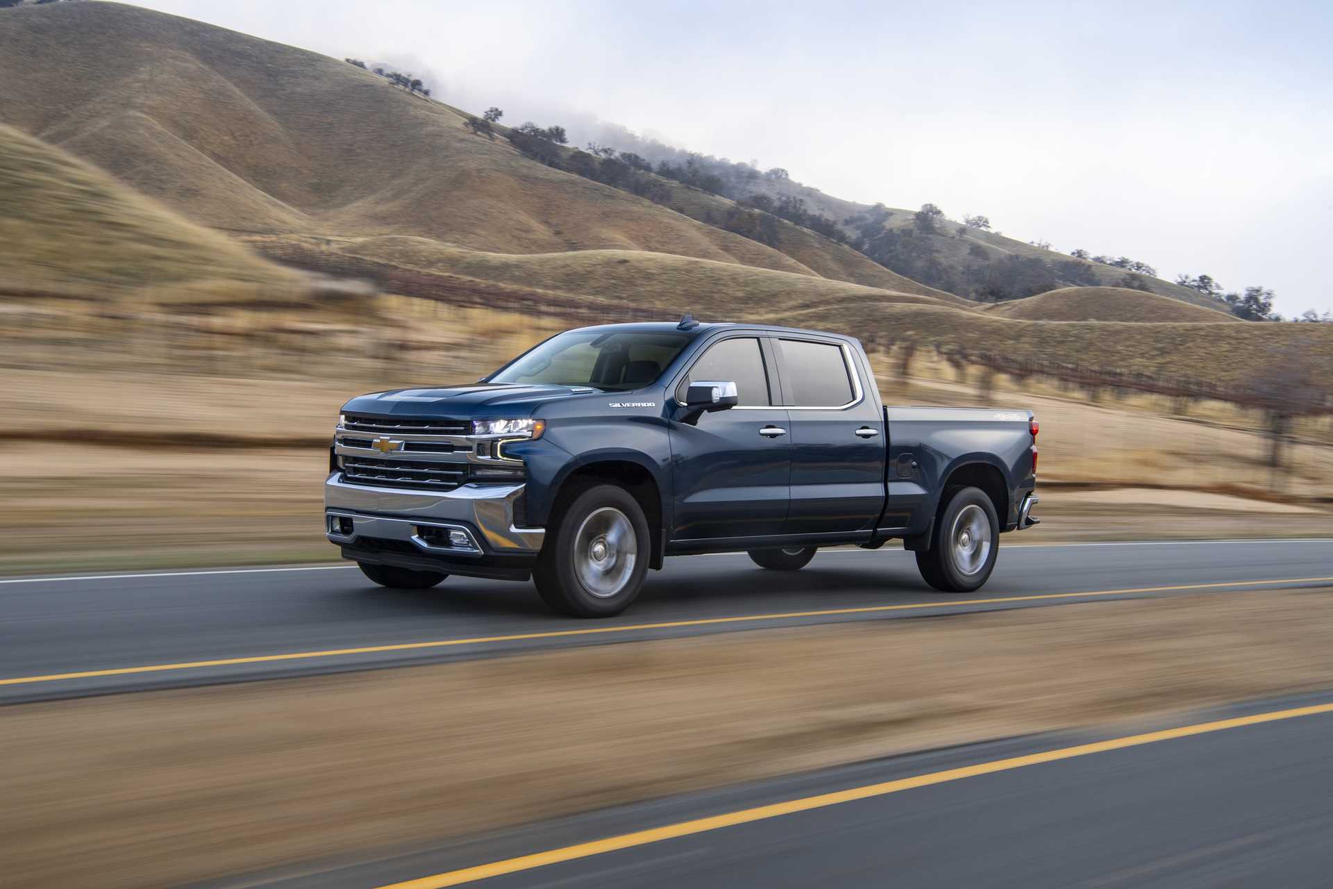 Chevrolet Silverado 1500 Crew Cab 3.0 Duramax 4WD Hydra-Matic, 281hp, 2020