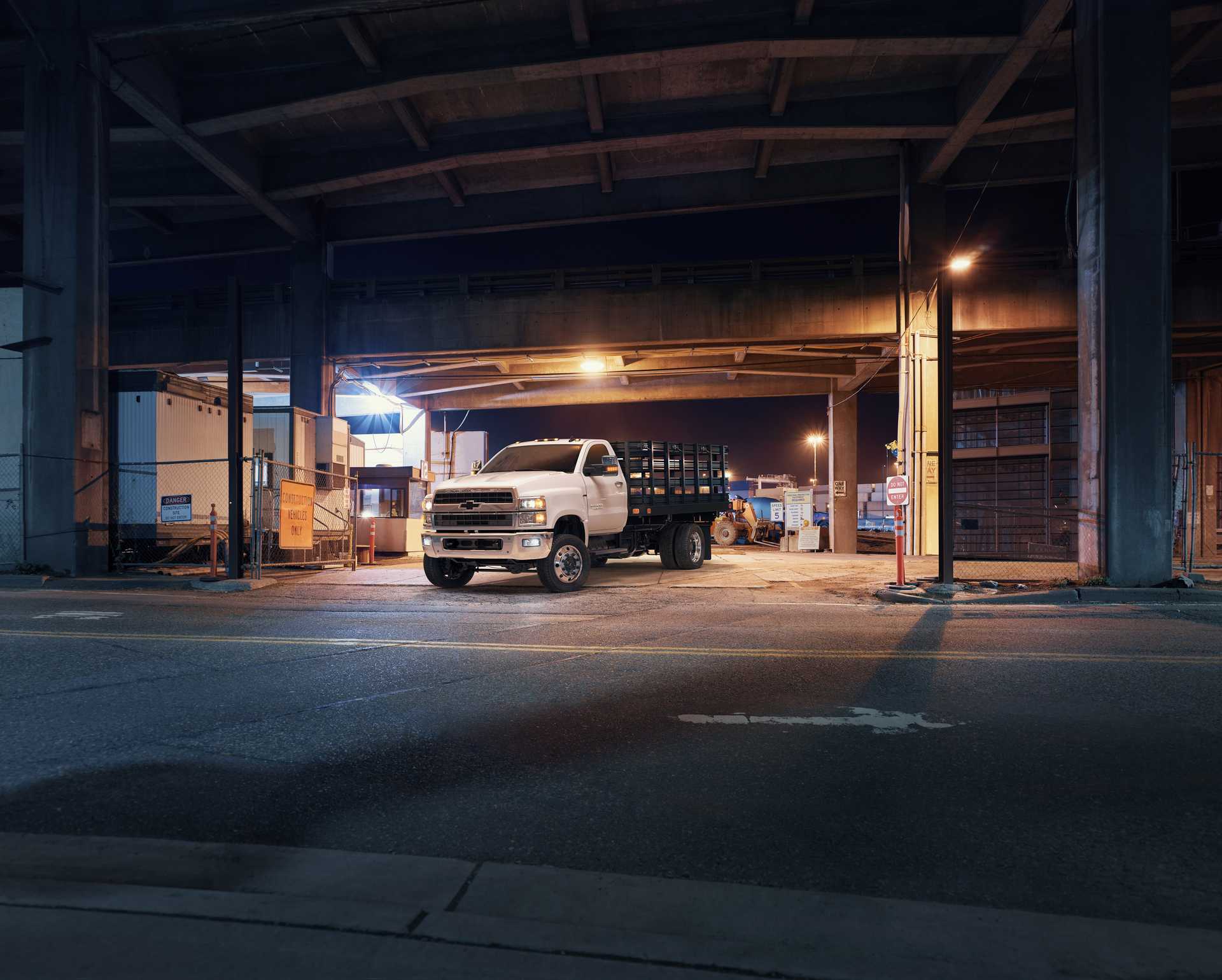 Chevrolet Silverado 5500 HD Regular Cab 6.6 V8 Duramax 4WD Automatic, 340hp, 2020