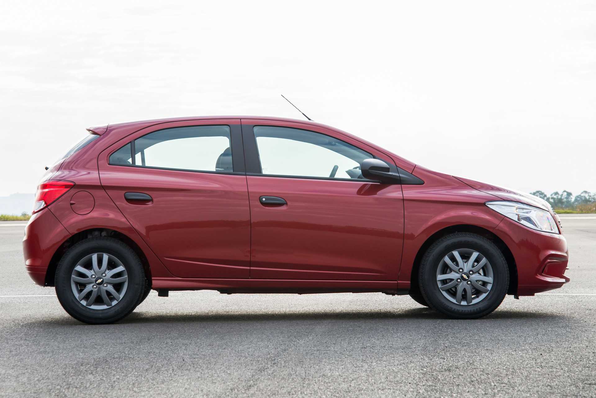 Chevrolet Onix Joy Manual, 6-speed