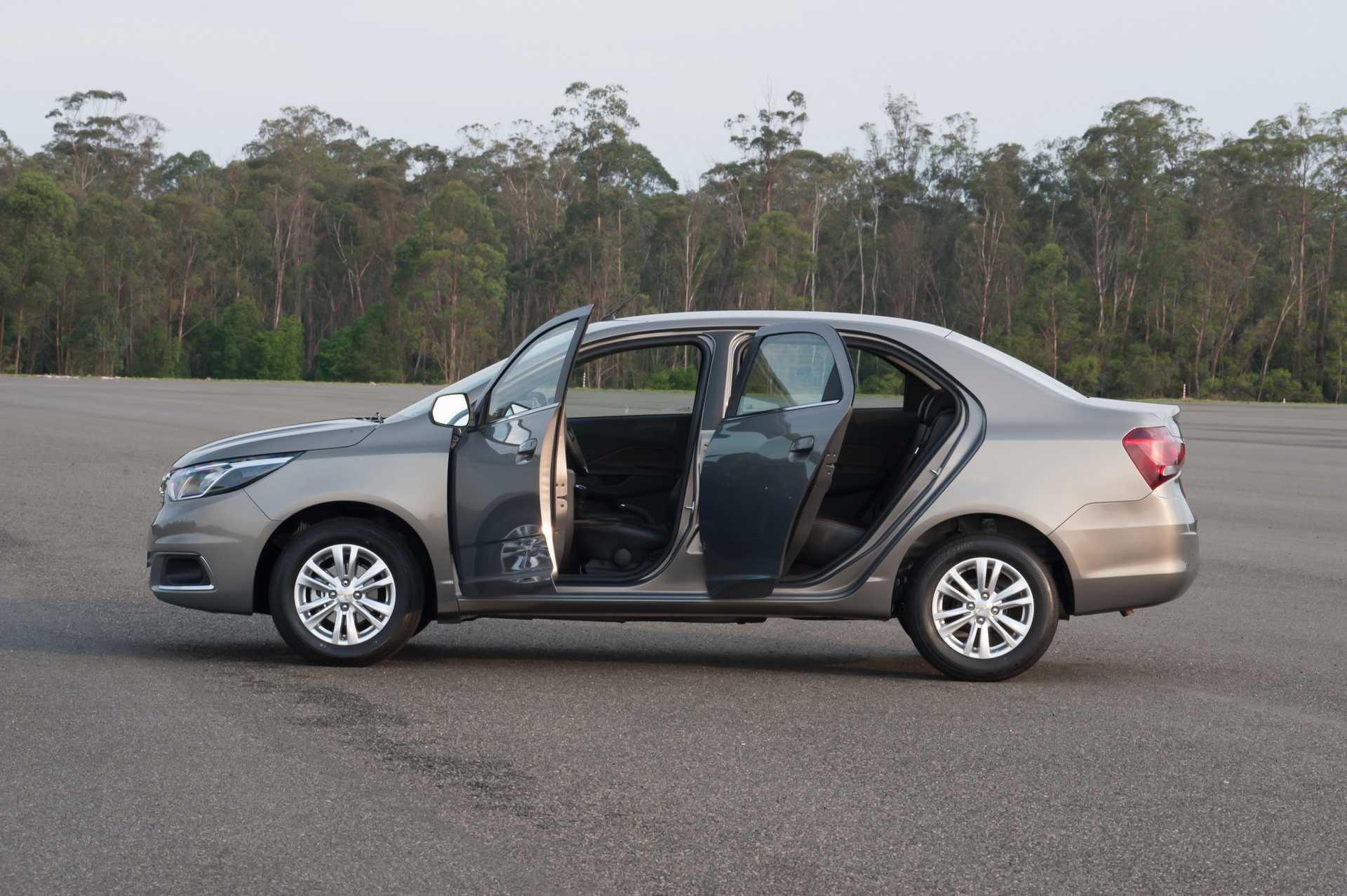 Chevrolet Cobalt 1.4 E85 Manual, 102hp, 2019