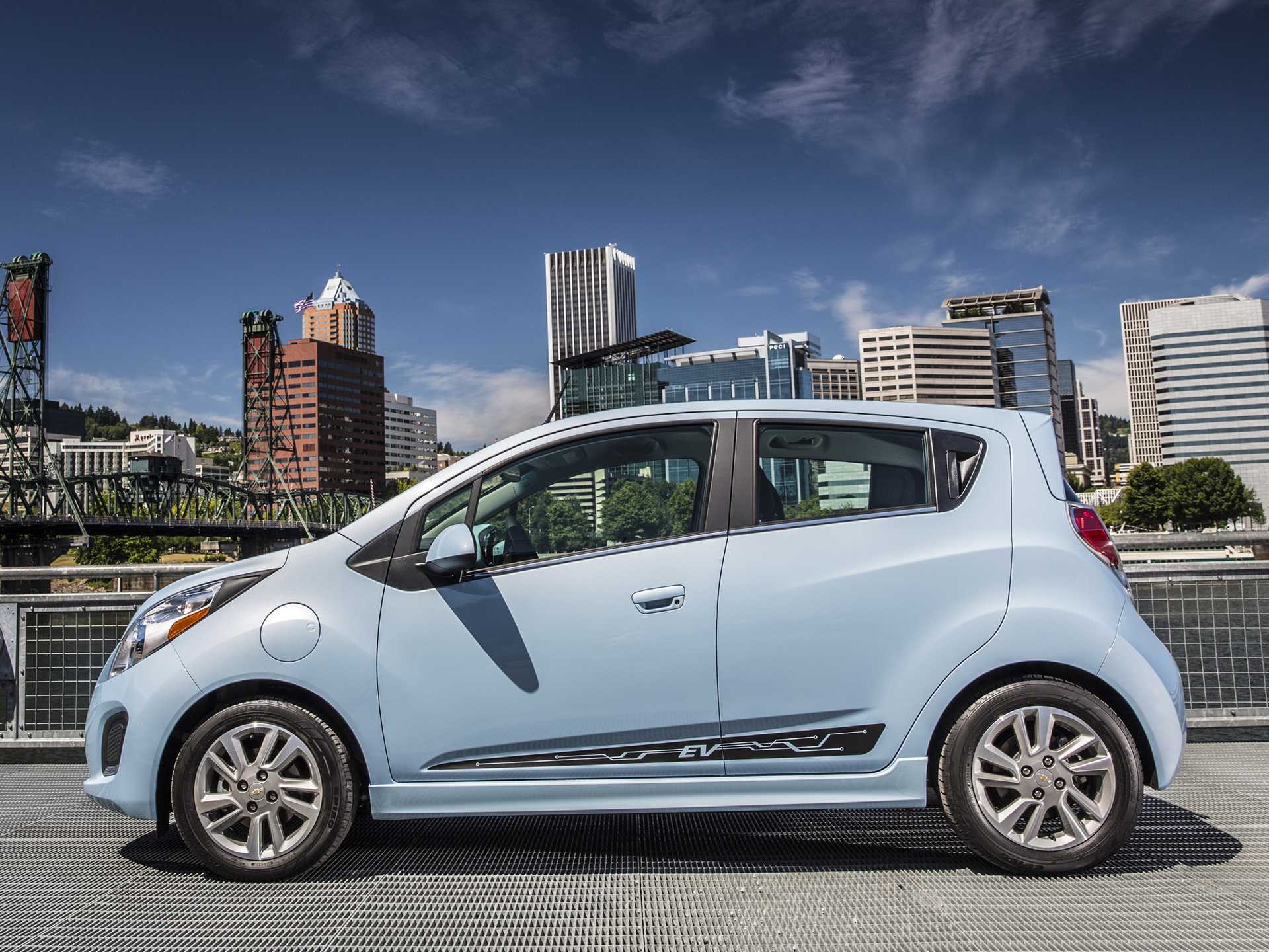 Chevrolet Spark EV  Single Speed, 142hp, 2015