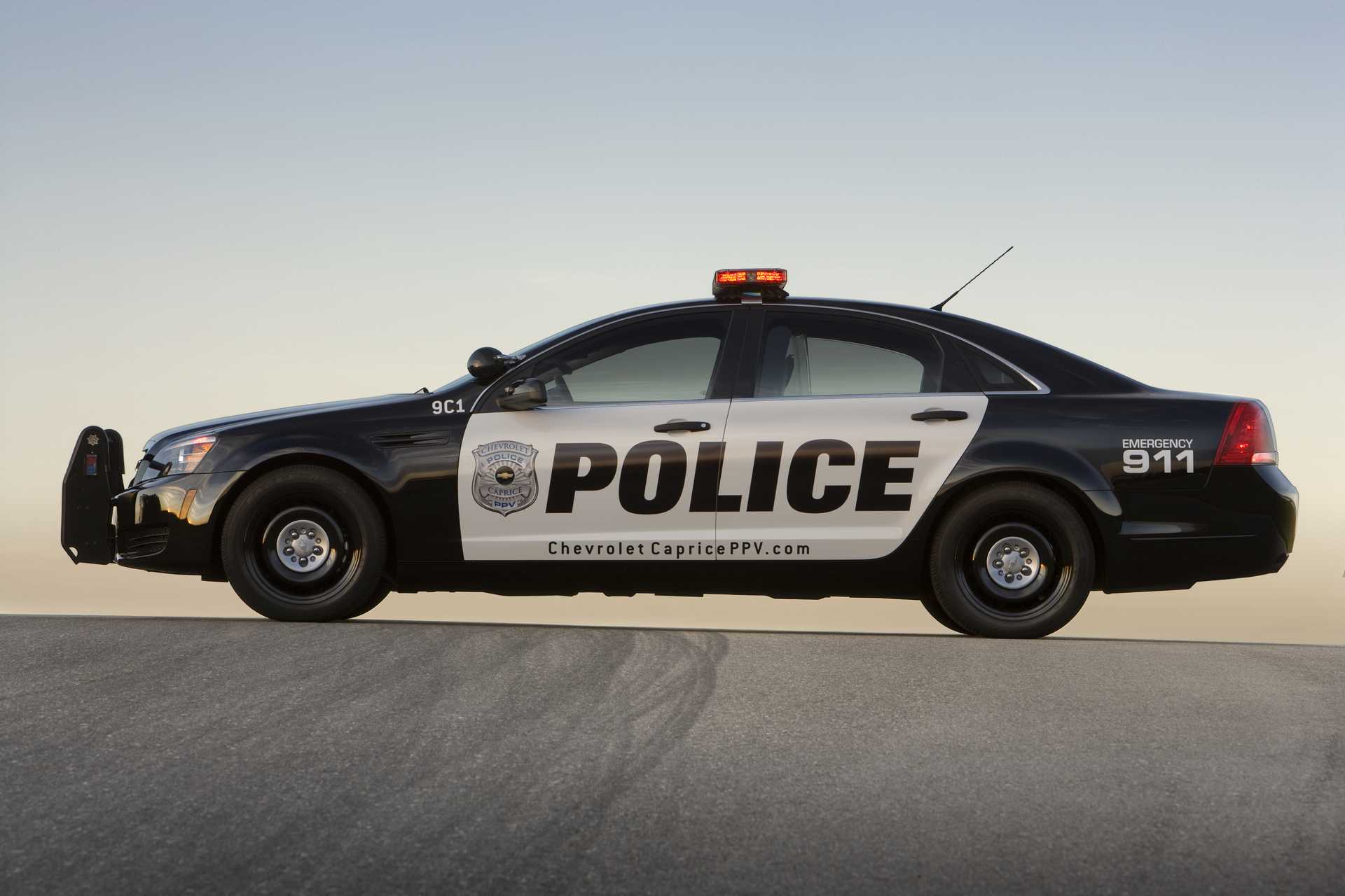 Chevrolet Caprice PPV 6.0 V8 E85 Hydra-Matic, 360hp, 2013