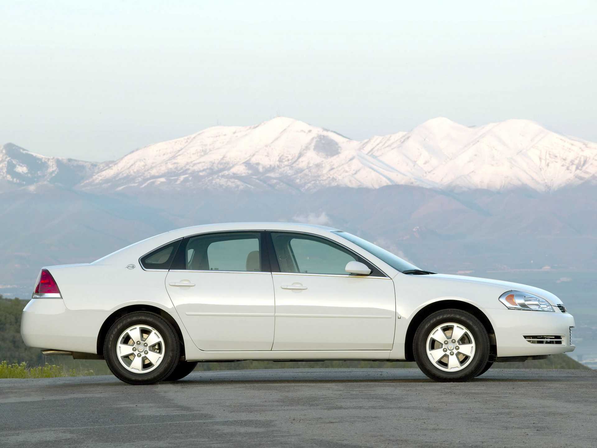 Chevrolet Impala 3.9 V6 E85 Hydra-Matic, 234hp, 2011