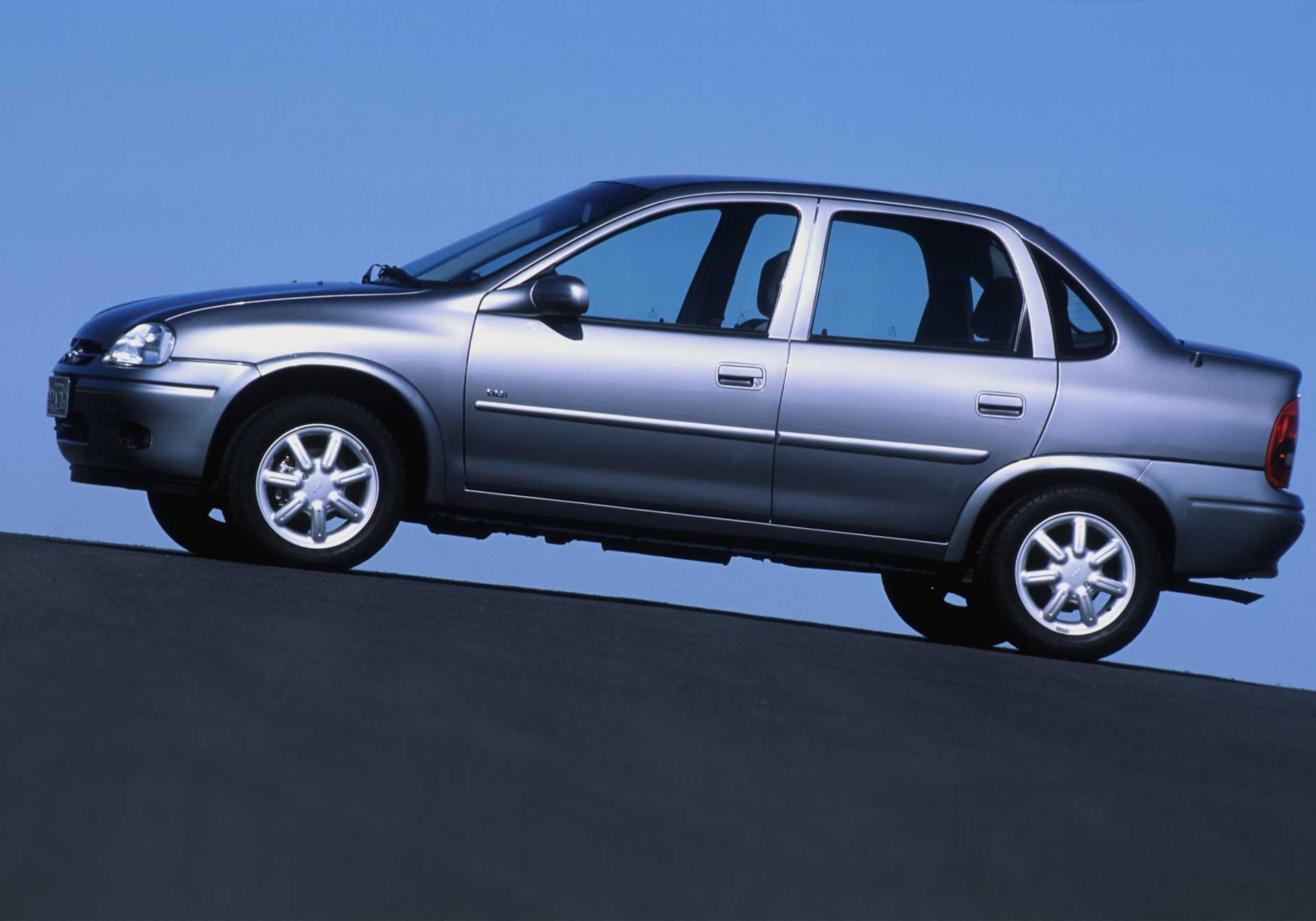 Chevrolet Corsa Sedan 1.4 Manual, 60hp, 1996